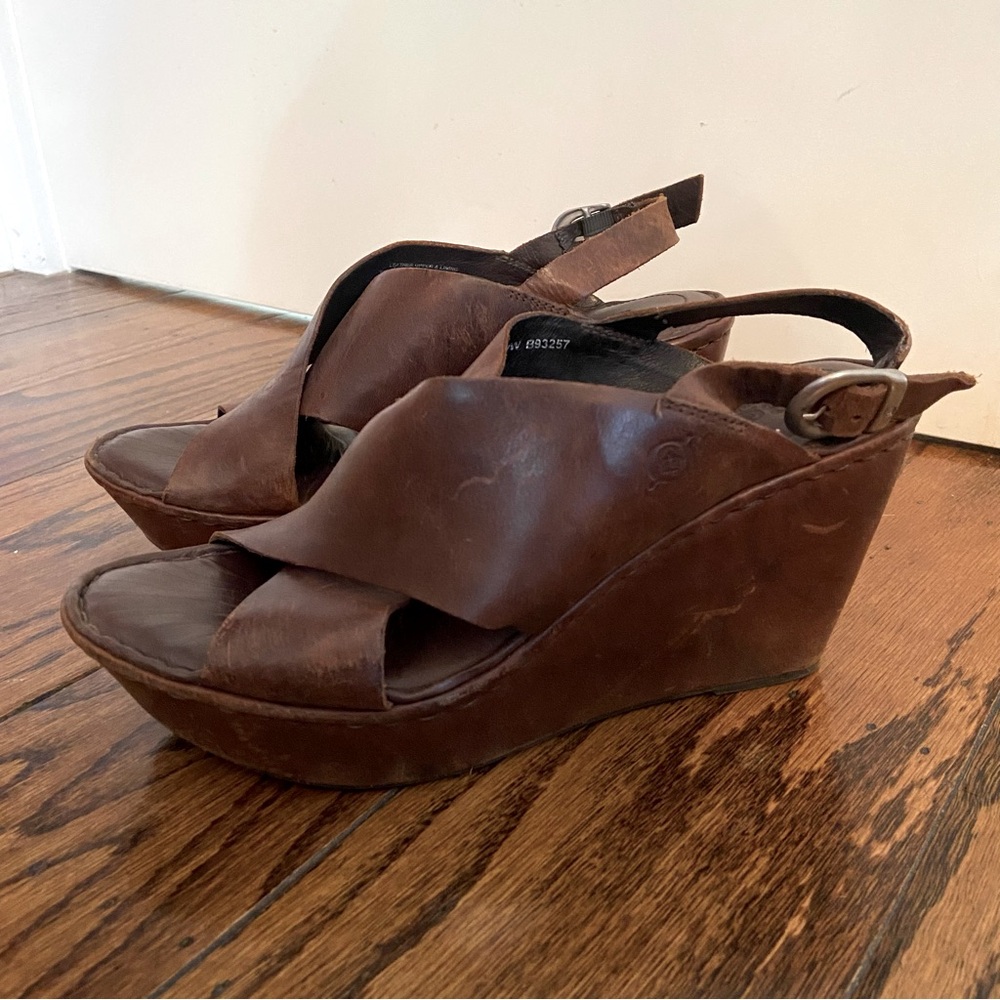 Born Brown Wedges